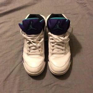 Grape 5 Jordan Sneakers